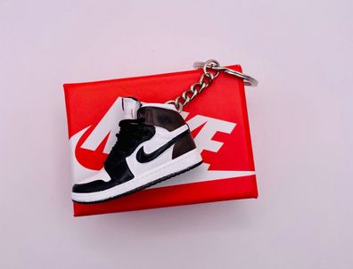 Mini Nike Air Jordan Schlüsselanhänger 3D Sneaker Key Holder Jump Man schwarz