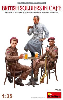 Miniart 35392 - 1/35 British Soldiers in Cafe - Neu