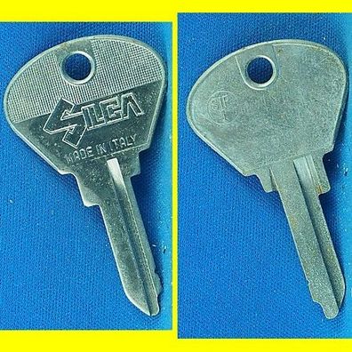 Silca SIP1 - KFZ Schlüsselrohling mit Lagerspuren !