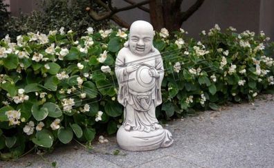 Buddha Skulptur in Steinoptik. Große Skulptur für Garten und Wohnbereich 47cm