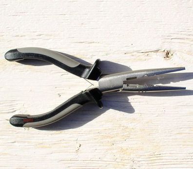 RAPALA Zange / Pliers Gerade oder gebogen in 2 Längen, Fishing-Tool, Löse-Zange