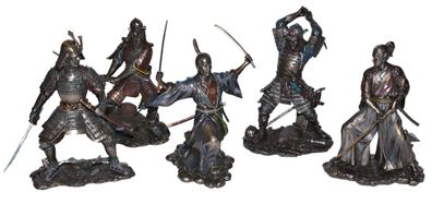 Set: Deko Figuren Samurai Art H 21-23 cm japanische Krieger Skulpturen Parastone