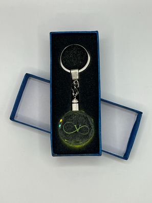 Unendlichkeitszeichen Schlüsselanhänger Buchtabe V LED Multicolor mit Geschenkbox