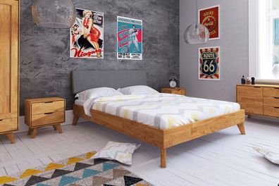 Bett Gerg 4 aus Wildeiche massiv 80x200 cm mit Polsterkopfteil und Holzbeinen