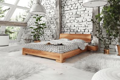 Bett Bento 3 aus Kernbuche massiv 180x200 cm mit Holzkopfteil und Holzbeinen