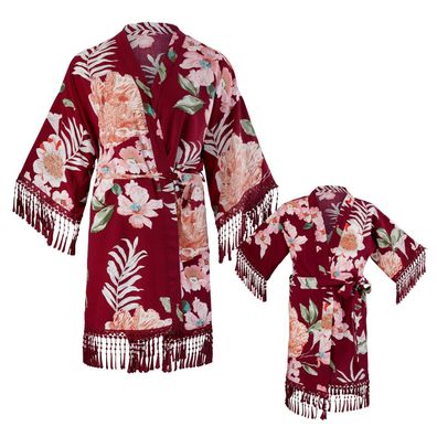 Kimono red paradise bordeaux mit floralem Design im Set Mini Me für Mama Tochter