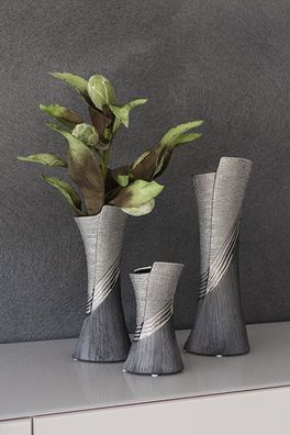 Casablanca Vase, "Bridgetown", gestreift, Keramik, grau, silberfarben, , L. 11 ...