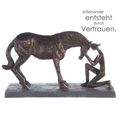 Gilde Skulptur "Comprehension" Poly . bronzefarben Pferd mit Reiterin auf grauer ...
