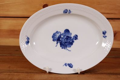 Royal Copenhagen Blaue Blume 8015 Servierplatte 24 x 18,7 cm mit Korbrand 3#M