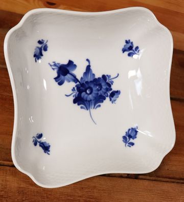 Royal Copenhagen Blaue Blume 8063 Beilagenschüssel 21,5 x 21,5 cm Korbrand / 1#M