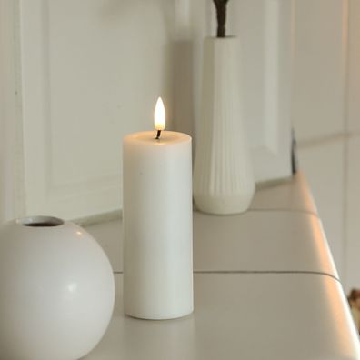 LED Kerze Mia Deluxe Homeart Echtwachs flackernde Flamme H: 12,5cm D: 5cm weiß