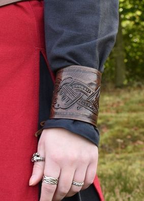 Armschützer aus Leder mit geprägtem Drachenmotiv, Jelling-Stil, Paar, dunkelbraun