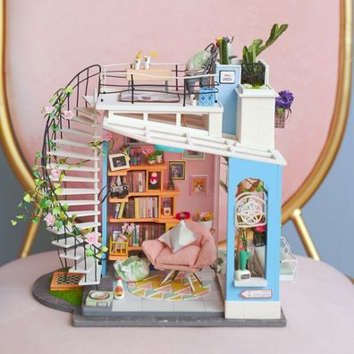 Robotime - Miniaturhaus - Dora´s Loft (DIY House - 23 x 16 x 26 cm) (Holzbausatz)