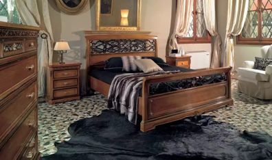 Luxus Schlafzimmer Set 4tlg. Bett 2x Nachttische Klassisch Design Betten