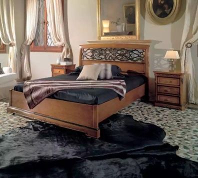 Bett Schlafzimmer Set Design Klassisch Schlafzimmer 2x Nachttische 3 tlg