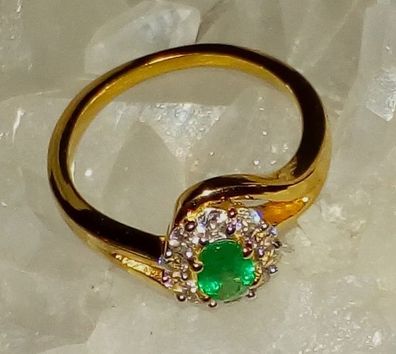 Smaragd Ring mit Zirkone 14 Karat vergoldet (925 Silber) Neuware