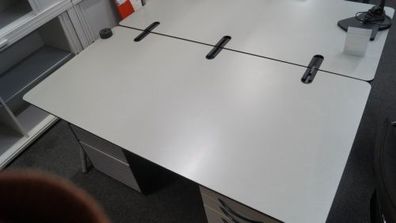 Bene Schreibtisch, 160x80, grau Gestell silbergrau, gebraucht