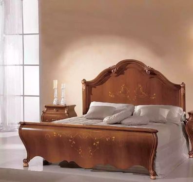 Bett Holzdoppelbett im klassischen Stil Luxus Design Schlafzimmer Betten