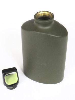 Feldflasche, Flachmann, Trinkflasche 500 ml, olivgrün, Schraubdeckel