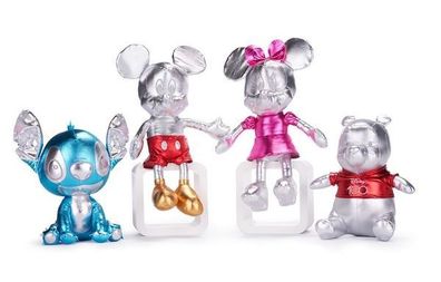 Disney 100 Platinum Stitch, Mickey Mouse, Minnie Mouse, Winnie Pooh Plüschtier