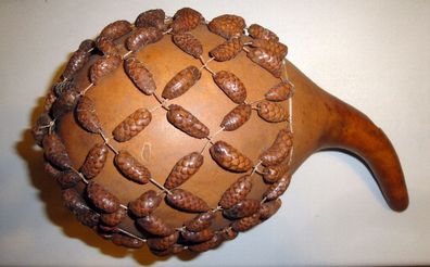 Afrikanische Shakere oder Kalebassen-Rassel leihweise je Monat ( leihen , mieten )