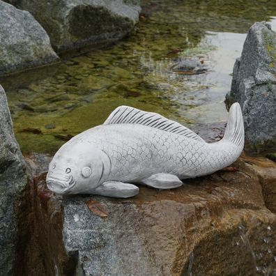 Massive Steinfigur Koi Karpfen Fisch groß aus Steinguss frostfest (Gr. 22 cm)