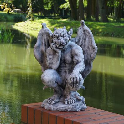 Massiver riesiger Gargoyle Statue Torwächter Gartendeko aus Steinguss frostfest