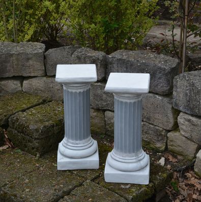 Sonderangebot: Stück 2 massive Säulen rund Podest Sockel aus Steinguss frostfest
