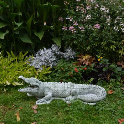 Massive Steinfigur riesiges Krokodil Reptil Tierfigur aus Steinguss frostfest