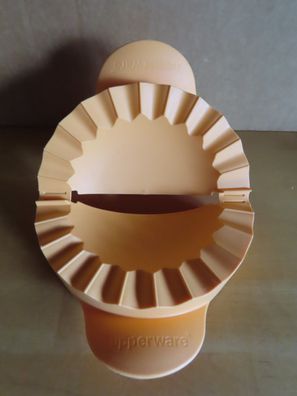 Teigtaschenform Maultaschen-Former ca. 13 cm Ø / Tupperware 6390A-3