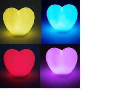 LED Herz Dekoration mit Farbwechsel Licht Leuchtmittel 8 cm Geschenkidee 2er Set