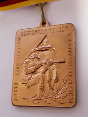 DDR MfS Medaille Dynamo Bestenermittlung Wachregiment Berlin F. Dzieryznski
