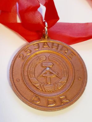 DDR Medaille DTSB SG Dynamo 25 Jahre DDR in Bronze