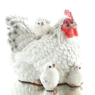 Esschert Design Liegendes Huhn Weiß mit drei Küken - Polyresin