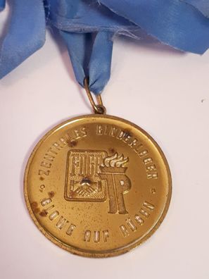 DDR Medaille Zentrales Kinderlager Glowe/ Rügen