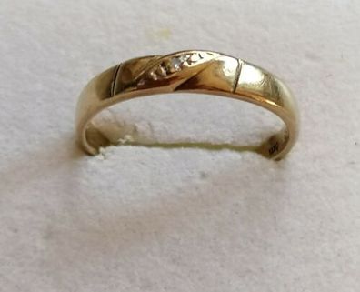 Goldring Gelbgold Ring 333 mit Diamant 0.01ct, Gr.53