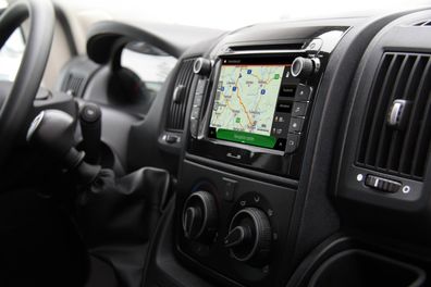 ESX VNC740-DBJ-4G Apple CarPlay Android Auto Camper Navigation für Peugeot Boxer II