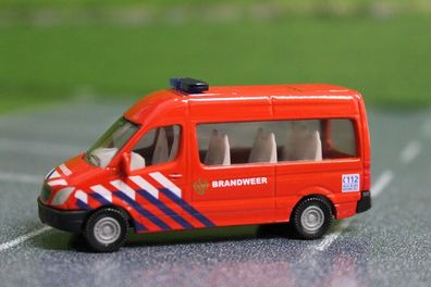 SIKU 080800300 Feuerwehr Transporter Niederlande