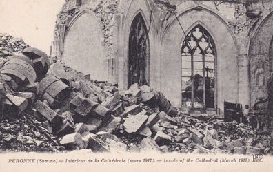Postkarte WWI Peronne (Somme) Interieur de la Cathedrale mars 1917