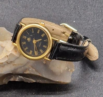 Armbanduhr Damen Edelstahl vergoldet Kroko -Lederband schwarzes Ziffernblatt