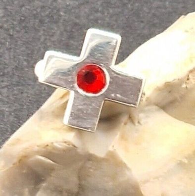 Brosche 935 Silber silbernes Kreuz antik mit rotem Farbstein Rotes Kreuz