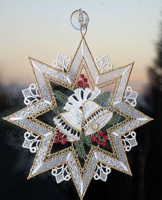 Plauener Spitze Fensterbild Weihnachten Stern 21 cm Glöckchen Fensterdekoration
