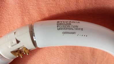 SYLvania CircLine FC32w/ UW Universal White Germany