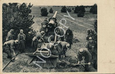 Feldpost WK2 - 15cm Kanone wird in Stellung gebracht X86