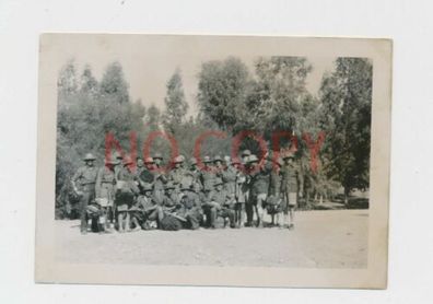 Foto WK II Gruppenfoto Soldaten mit Tropenuniform #25