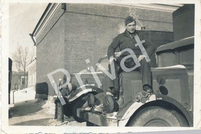 Foto WKII Ostfeldzug II. Zug Stabskompanie 1941/42 Fahrzeug Kennung F1.9