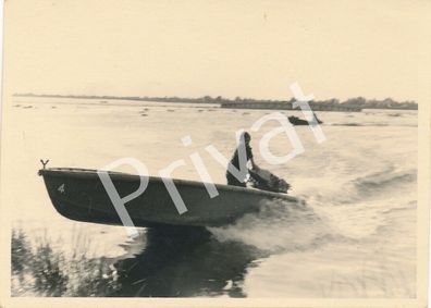 Foto WKII 97. Jäger-Div. Sturmboote Angriff 31.8.41 Dnepr ?????? UKR F1.15