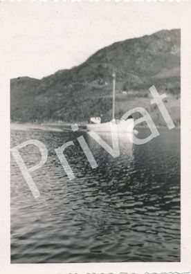 Foto WK II Wehrmacht Kleines Boot im &Oslash; lenfjord 1940 Norway L1.44