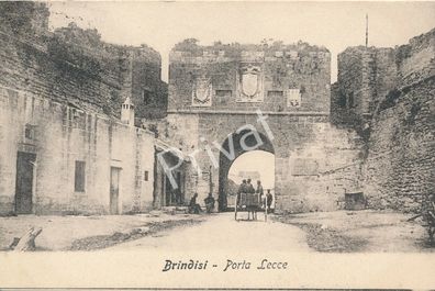 Foto PK Historische Postkarte Porta Lecce, Brindisi : Mähren gelaufen K1.13