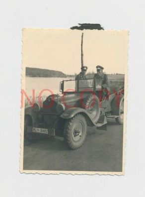 Foto WK II. Wustrow Geländewagen Militär WL 31482 Offiziere #12